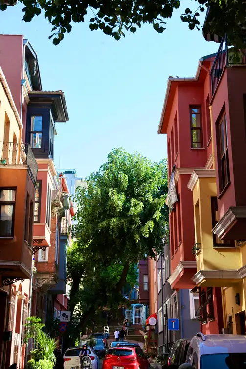 Lost and Found: Discovering the Hidden Soul of Istanbul’s Winding Streets