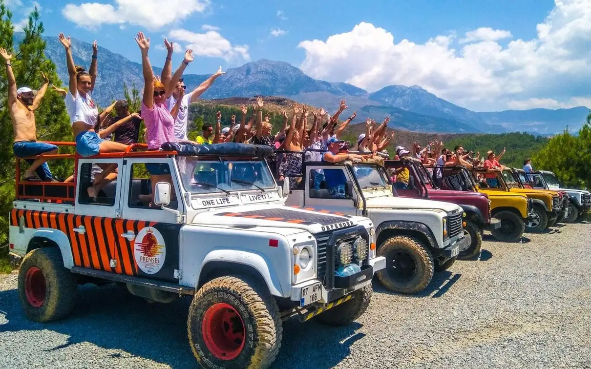 Alanya: Jeep Safari with Dim River & Water Fun