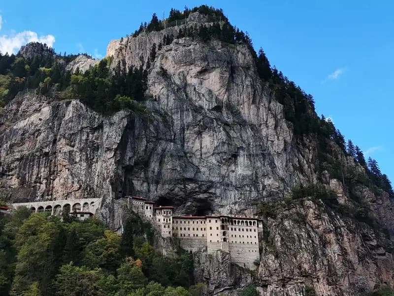 Full-Day Sumela Package Tour: Historical Journey in Nature