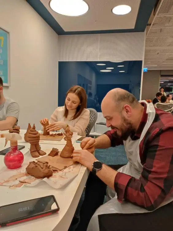 Istanbul: Sculpture Workshop - Imagination in Clay 4