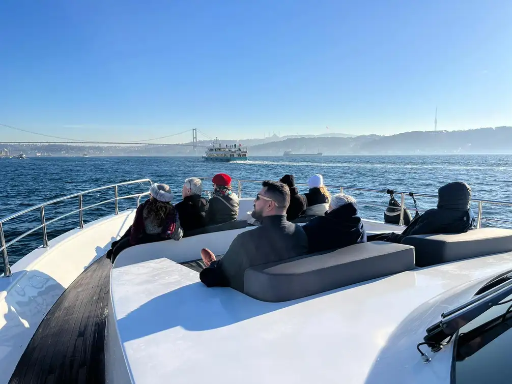 Istanbul Bosphorus Yacht Cruise with Asian Side Stopover 2