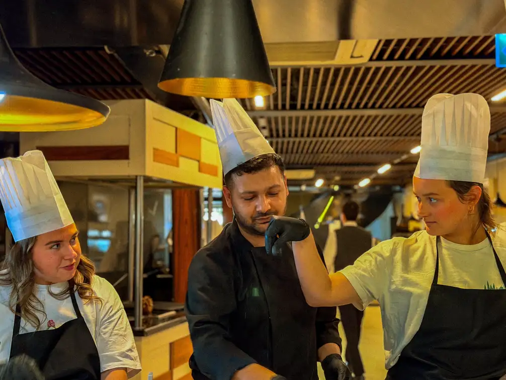 Istanbul: Turkish Pizza and Kebab Cook & Taste with a Chef 5