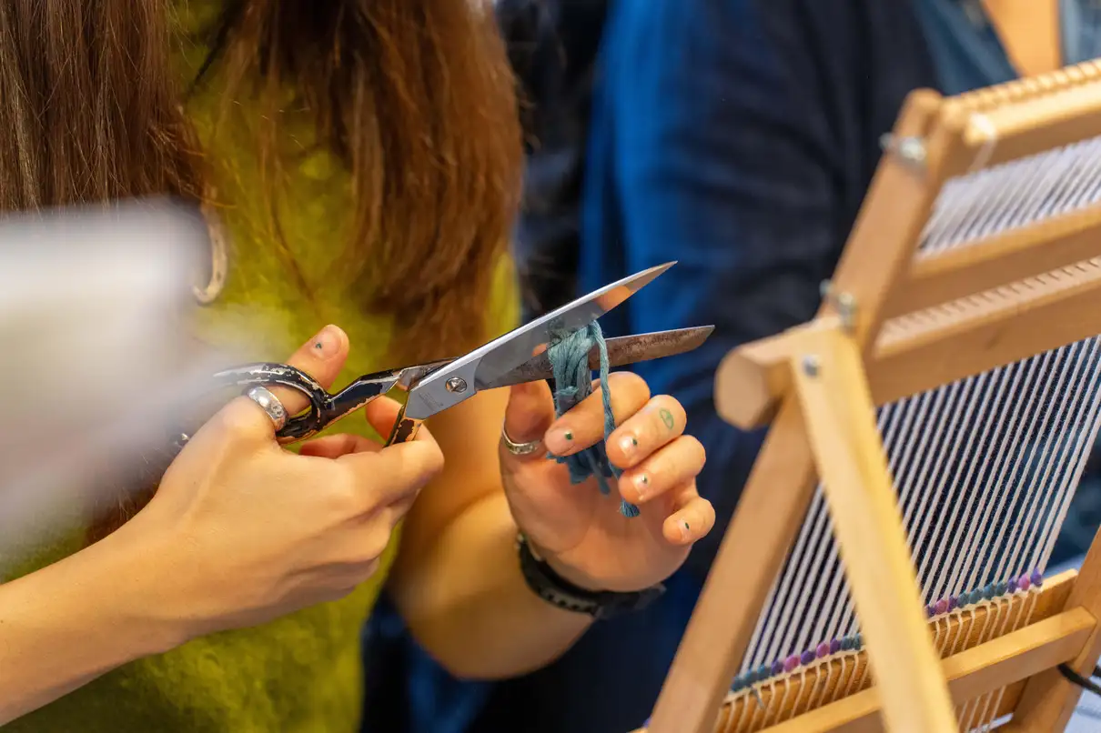 Istanbul: Turkish Carpet/Rug Weaving Workshop with Artisan 2
