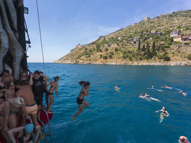 Marmaris All-Inclusive Pirate Boat Trip 1